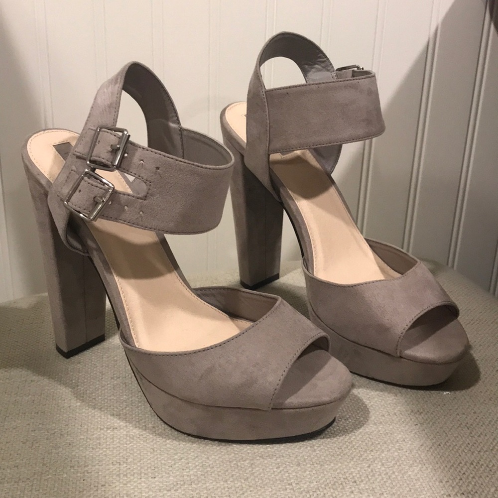 Forever 21 grey platform heels